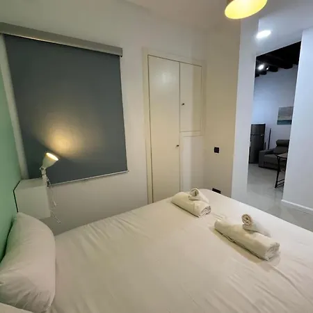 Cosy In The Heart Of - Alvarez
