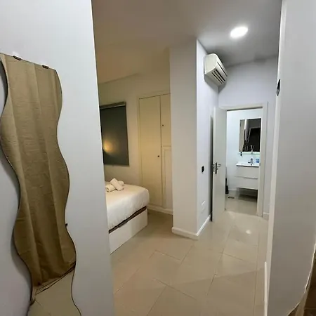 Cosy In The Heart Of - Alvarez *